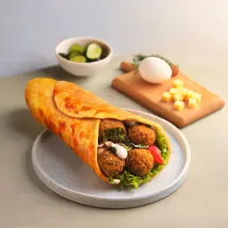فطيرة طعمية بالبيض والجبنة